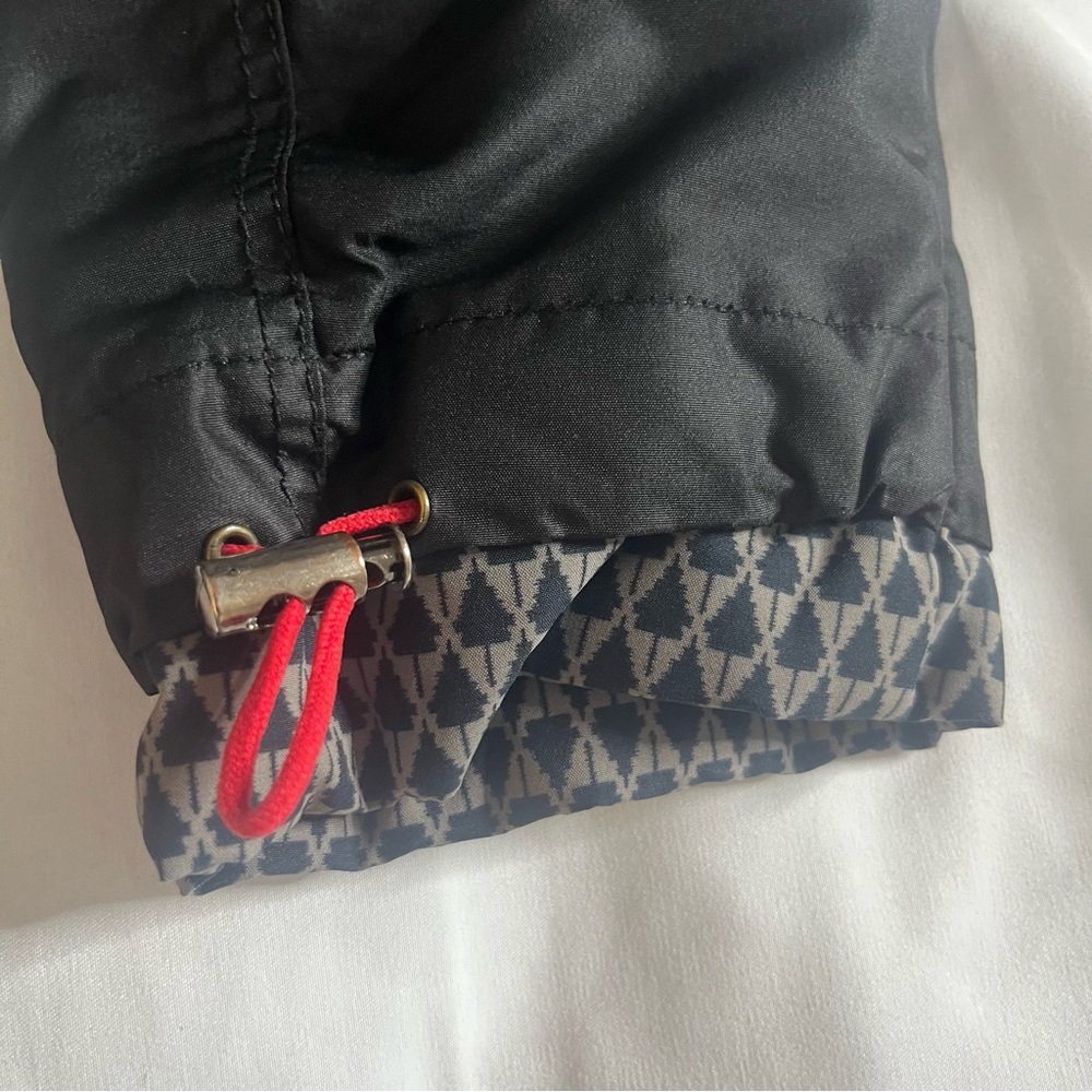 MYUNG SHIN Men’s Black Gray Red Contrast Stitched Hooded Toggle Nylon‎ Jacket XL - Picture 12 of 16